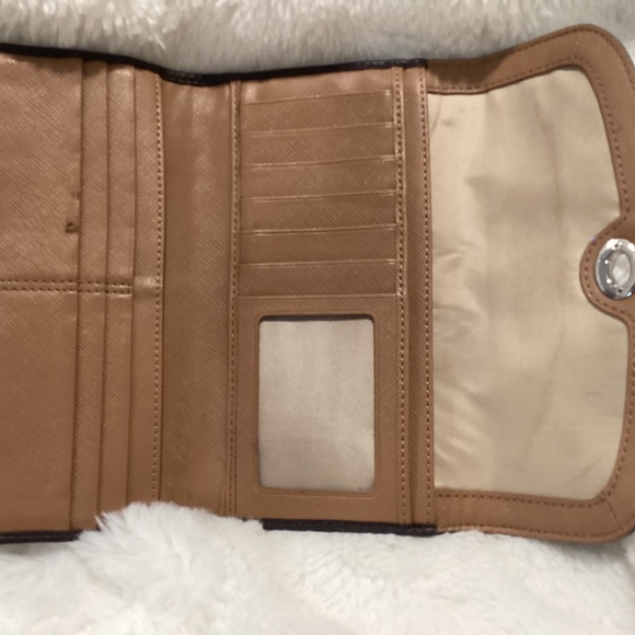 Brown/Beige Authentic Coach Signature Canvas Wallet with Leather Detail - Picture 3 of 4